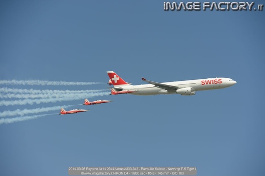2014-09-06 Payerne Air14 2044 Airbus A330-343 - Patrouille Suisse - Northrop F-5 Tiger II